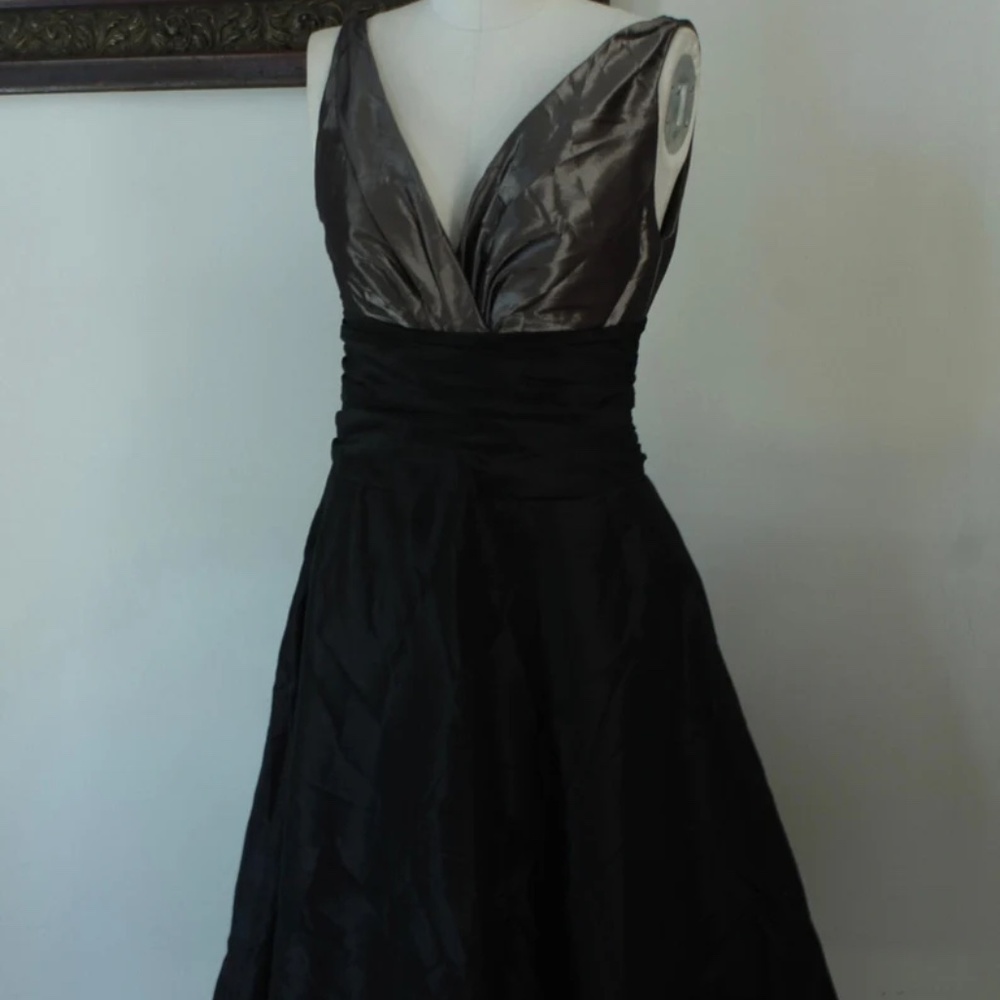 1980's Black and Pewter Taffeta Jim Hjelm Occasions Party Dress with Ruched Wais